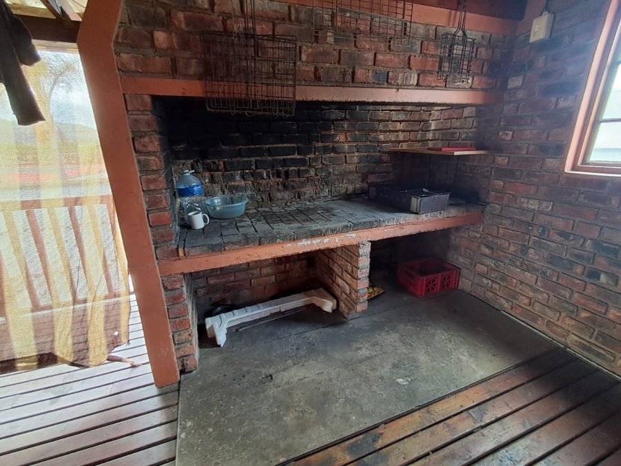 Commercial Property for Sale in Bergsig Western Cape